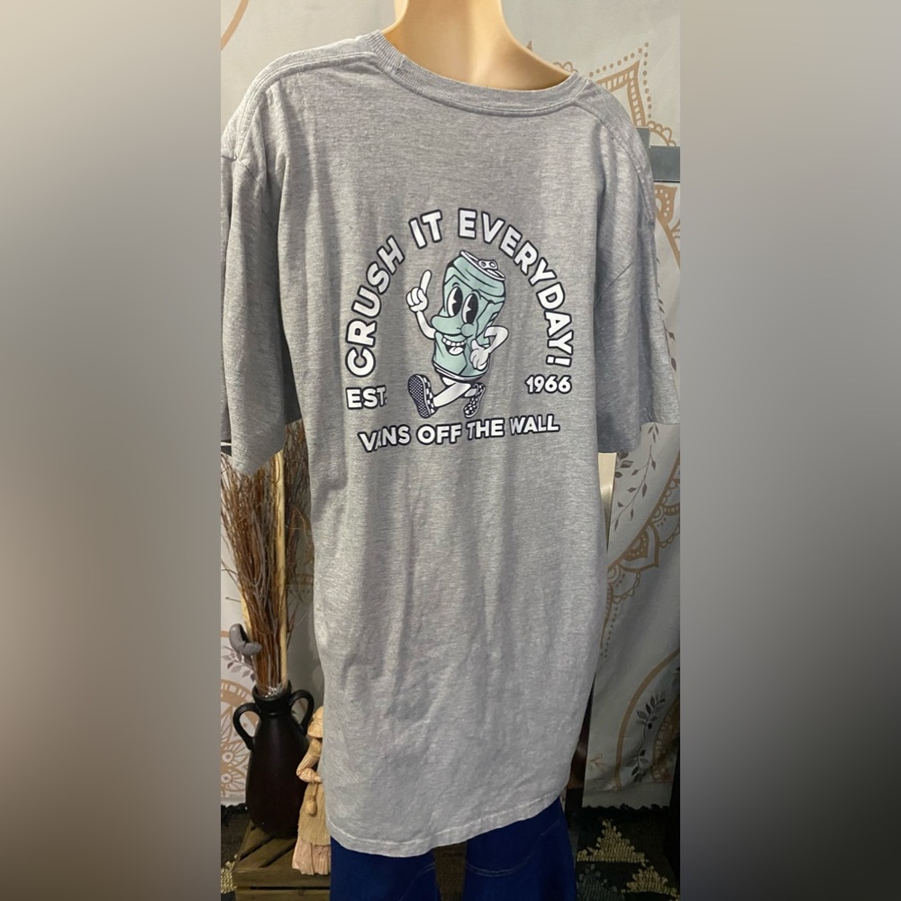 Van’s “Crushing It” Grey T-shirt size Large